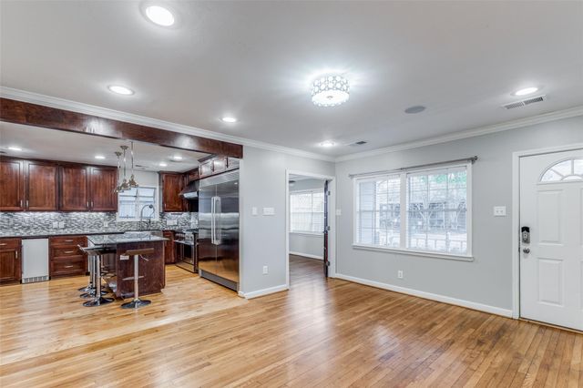 4035 Oak Ridge Street, Houston, TX 77009