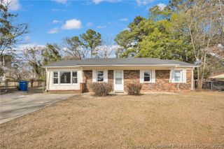 6507 Amanda Circle, Fayetteville, NC 28304