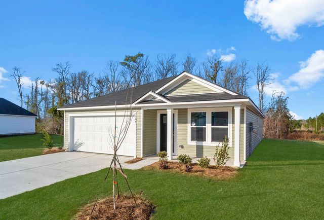 605 Shady Ridge Dr, Loris, SC 29569