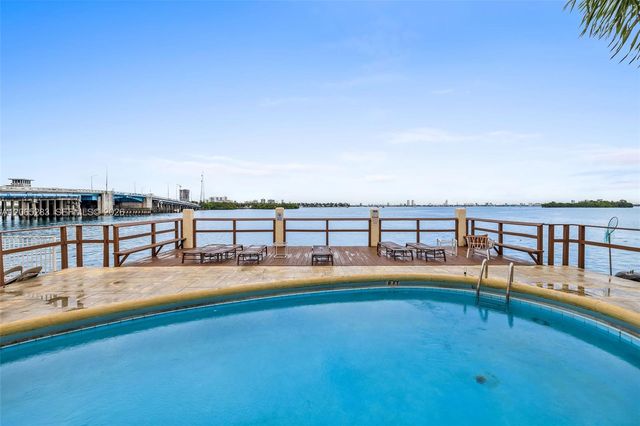 7845 NE Bayshore Ct 12, Miami, FL 33138