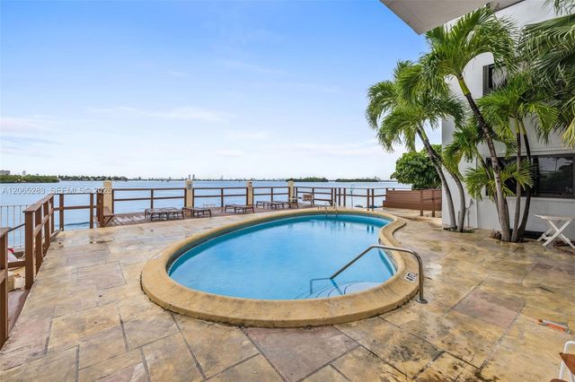 7845 NE Bayshore Ct 12, Miami, FL 33138