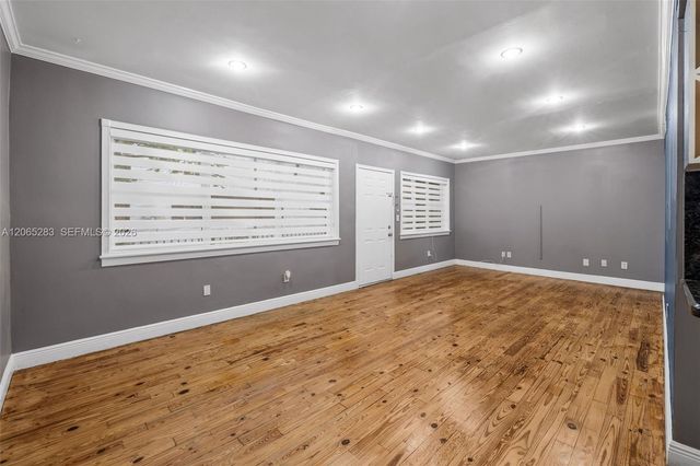 7845 NE Bayshore Ct 12, Miami, FL 33138