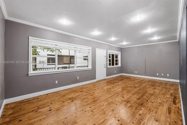 7845 NE Bayshore Ct 12, Miami, FL 33138