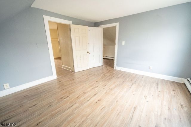 580 Hunterdon St, Newark City, NJ 07108