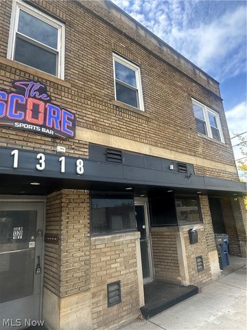 1318 Warrensville Center Road, Cleveland Heights, OH 44121