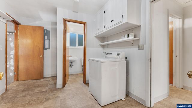 1283 Woodacre Dr SE, Salem, OR 97302
