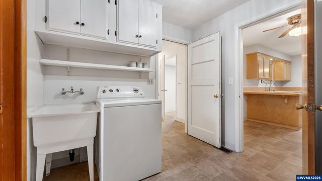 1283 Woodacre Dr SE, Salem, OR 97302