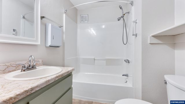 1283 Woodacre Dr SE, Salem, OR 97302