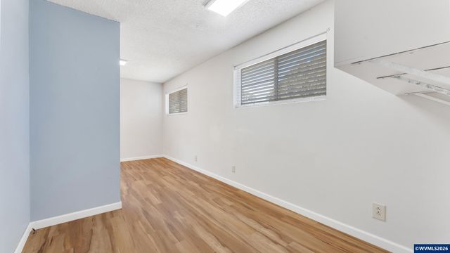 1283 Woodacre Dr SE, Salem, OR 97302