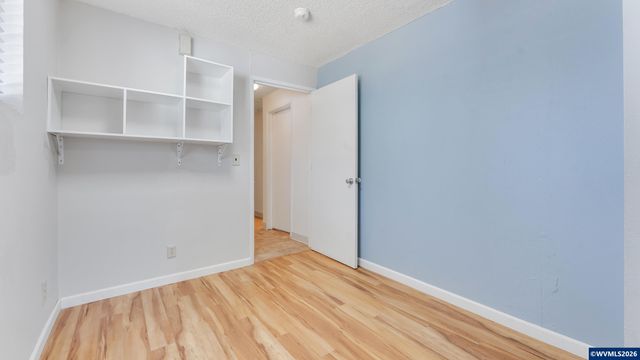 1283 Woodacre Dr SE, Salem, OR 97302