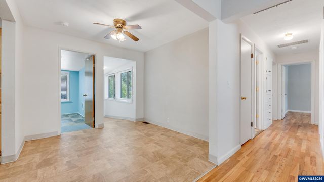 1283 Woodacre Dr SE, Salem, OR 97302