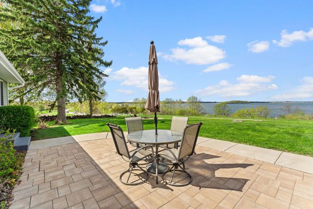 9285 Parley Lake Road, Waconia, MN 55387