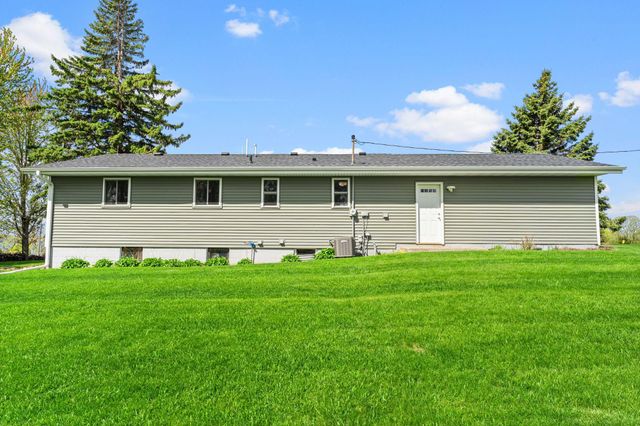 9285 Parley Lake Road, Waconia, MN 55387