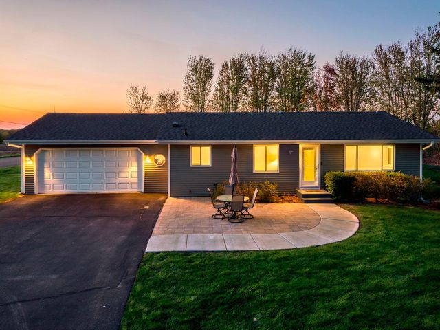 9285 Parley Lake Road, Waconia, MN 55387
