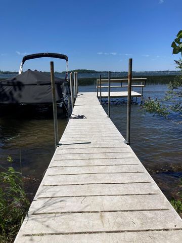 9285 Parley Lake Road, Waconia, MN 55387