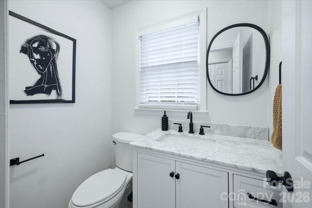 2726 Heidleburg Lane, Charlotte, NC 28210