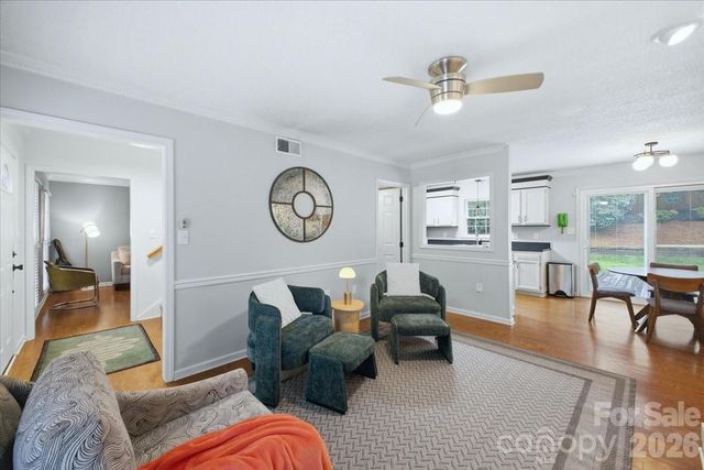 2726 Heidleburg Lane, Charlotte, NC 28210