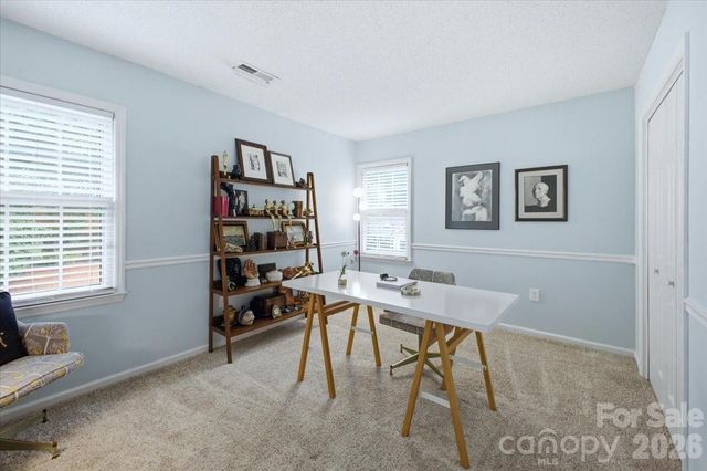 2726 Heidleburg Lane, Charlotte, NC 28210