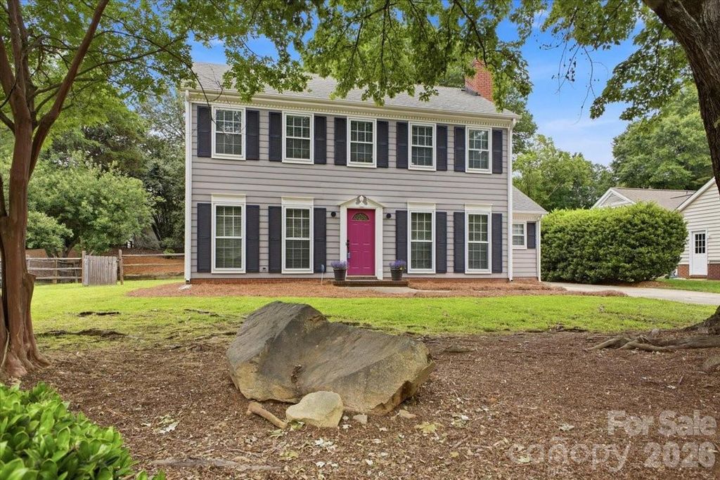 2726 Heidleburg Lane, Charlotte, NC 28210