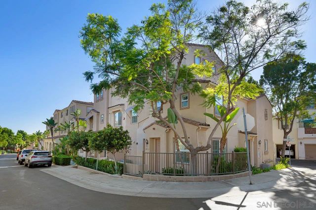 1285 Fools Gold Way 2, Chula Vista, CA 91913