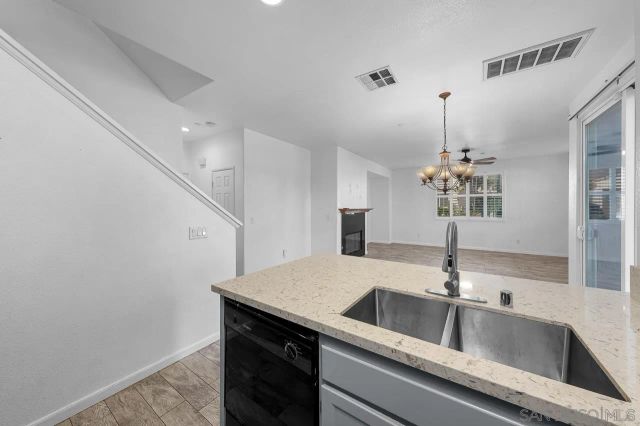 1285 Fools Gold Way 2, Chula Vista, CA 91913