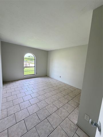 10126 China Tree Drive, Dallas, TX 75249