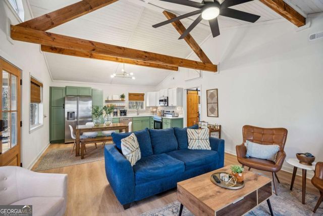 101 Evening Shade, Clayton, GA 30525