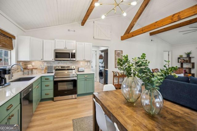 101 Evening Shade, Clayton, GA 30525