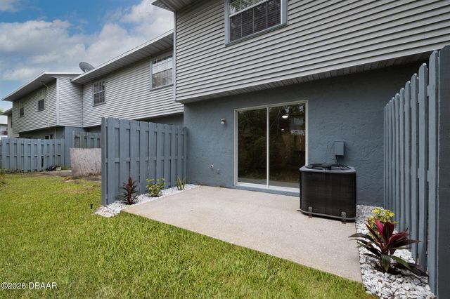 175 Yorktowne Dr Apt 23, Daytona Beach, FL 32119