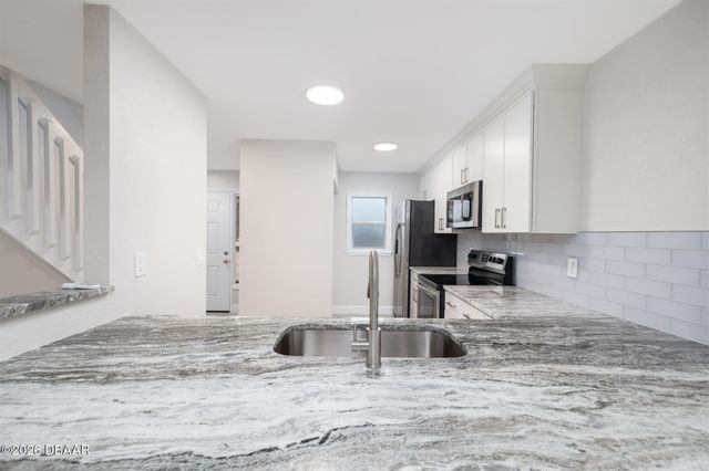 175 Yorktowne Dr Apt 23, Daytona Beach, FL 32119