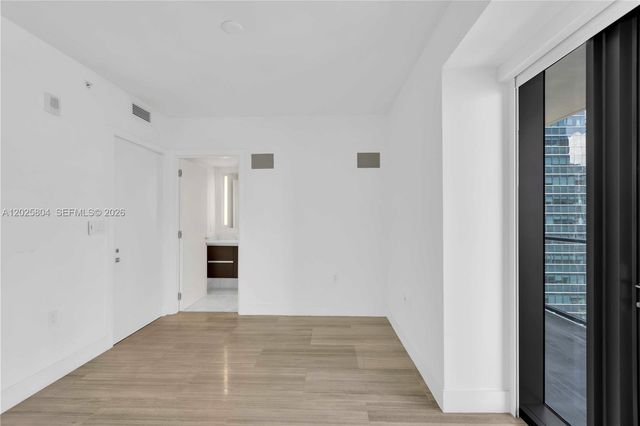 1451 Brickell Ave 2606, Miami, FL 33131
