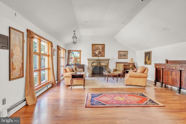 228 INDIAN CREEK RD, Wynnewood, PA 19096