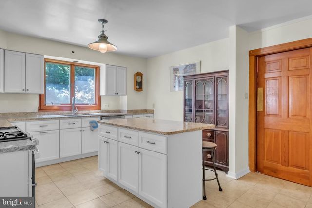 228 INDIAN CREEK RD, Wynnewood, PA 19096