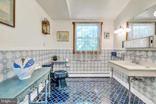 228 INDIAN CREEK RD, Wynnewood, PA 19096