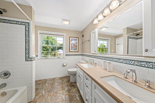 13455 Marquette AVENUE, Elm Grove, WI 53122