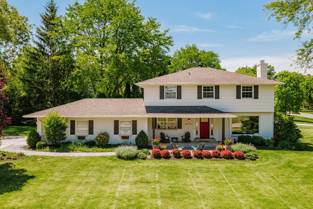 13455 Marquette AVENUE, Elm Grove, WI 53122
