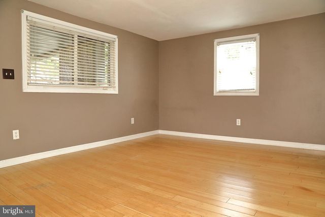 11 DUKE ST, Millersville, PA 17551