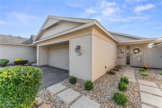 17289 Akita Court, Strongsville, OH 44136