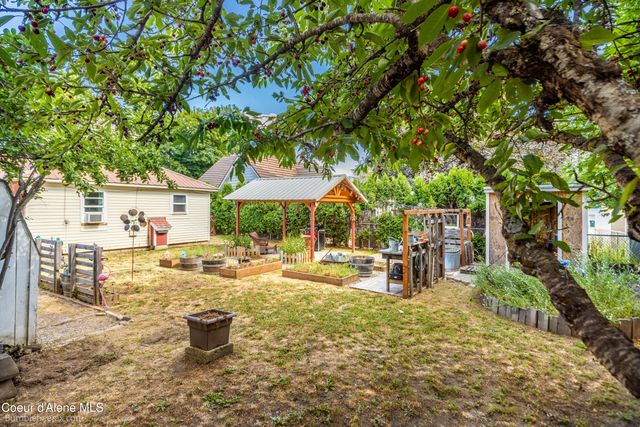 1025 N 1ST ST, Coeur D'alene, ID 83814