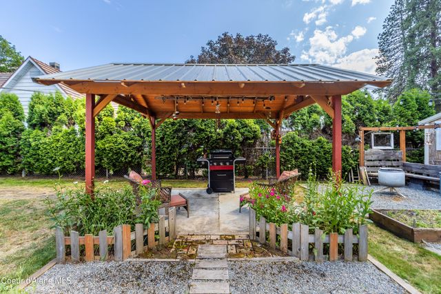 1025 N 1ST ST, Coeur D'alene, ID 83814