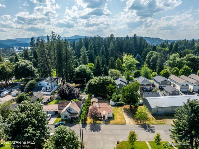 1025 N 1ST ST, Coeur D'alene, ID 83814