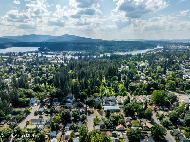 1025 N 1ST ST, Coeur D'alene, ID 83814