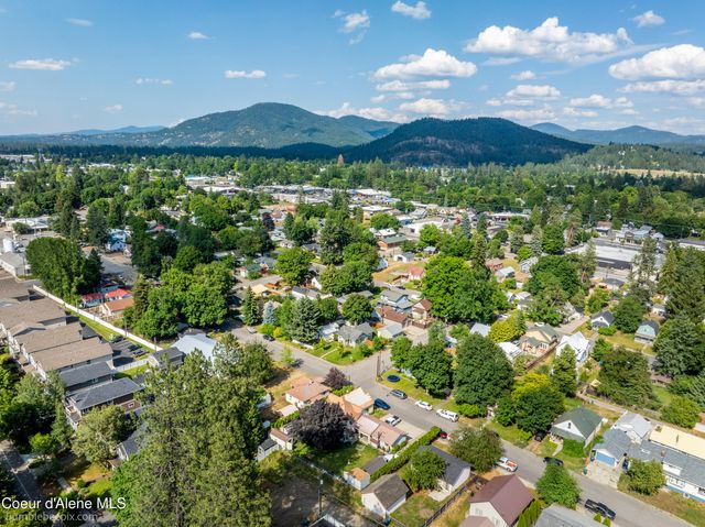 1025 N 1ST ST, Coeur D'alene, ID 83814