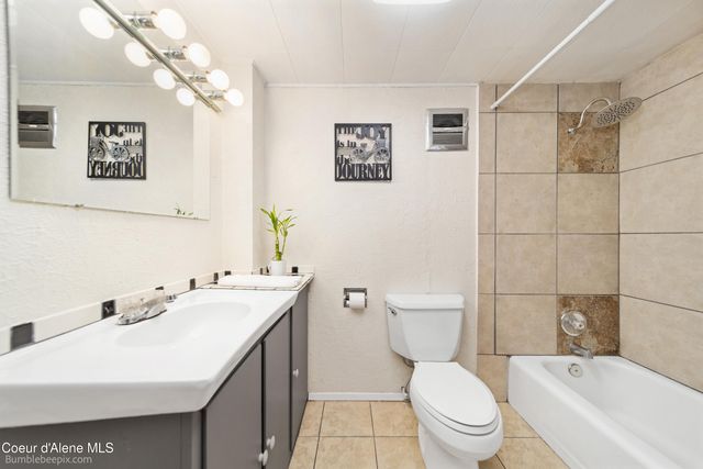 1025 N 1ST ST, Coeur D'alene, ID 83814