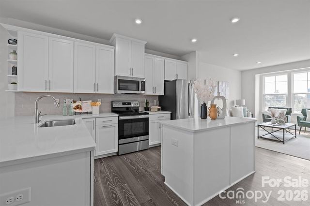 3737 S Tryon Street, Charlotte, NC 28217