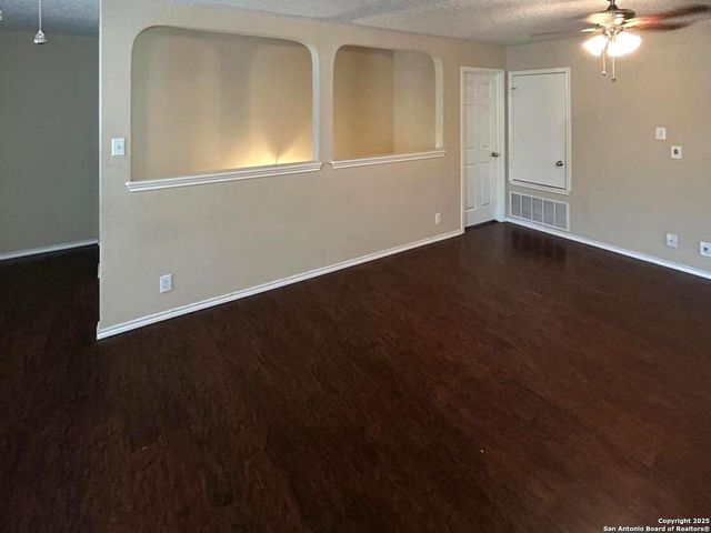 11210 Star Vista, San Antonio, TX 78221