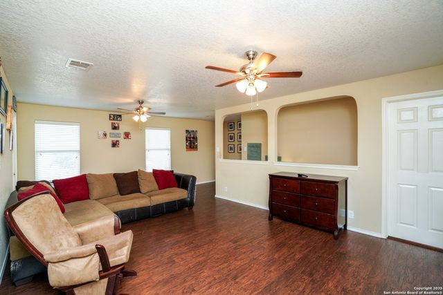 11210 Star Vista, San Antonio, TX 78221