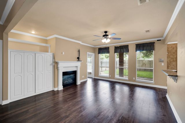 1907 Timber Ridge Court, Cedar Hill, TX 75104