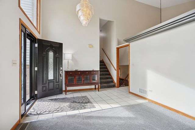 701 Wayne Drive, Crete, IL 60417