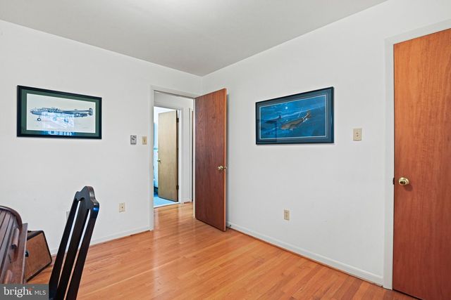 1396 S KING ST, Leesburg, VA 20175